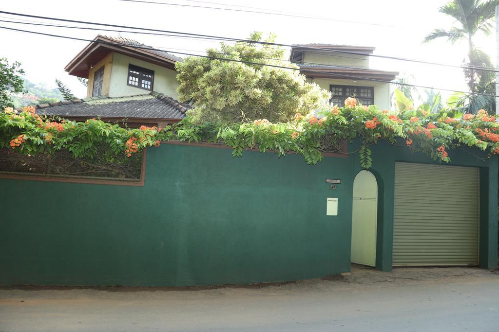 Glory Homestay Kandy Zewnętrze zdjęcie